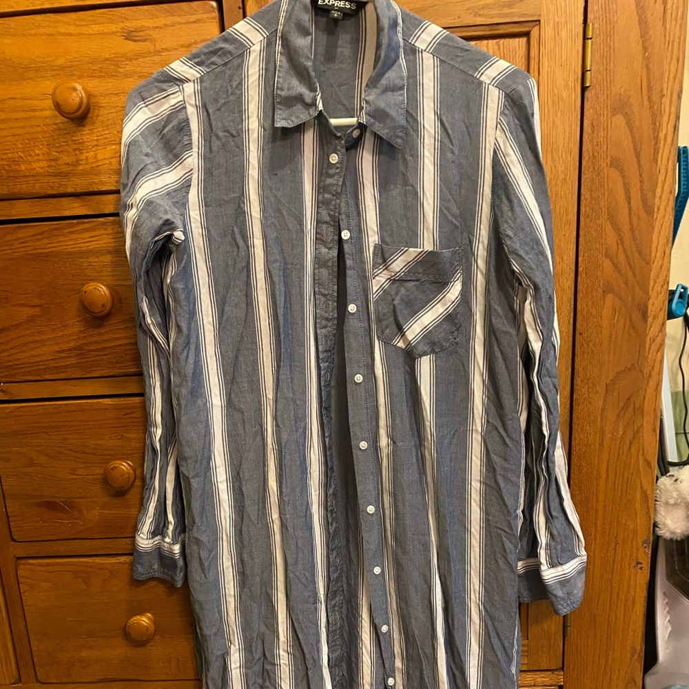 Express brand dress, size medium. Buttons all the way down, with long sleeves.